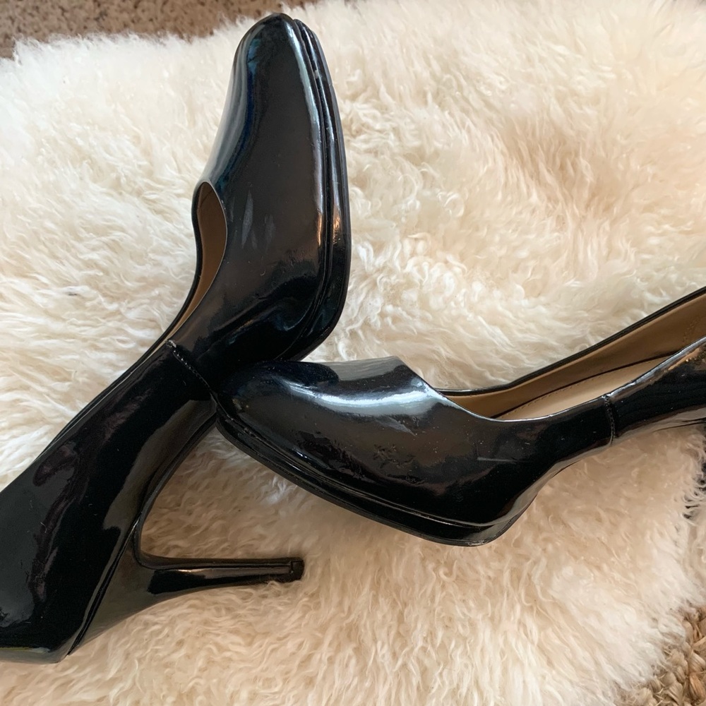 Faux patent leather merona heels